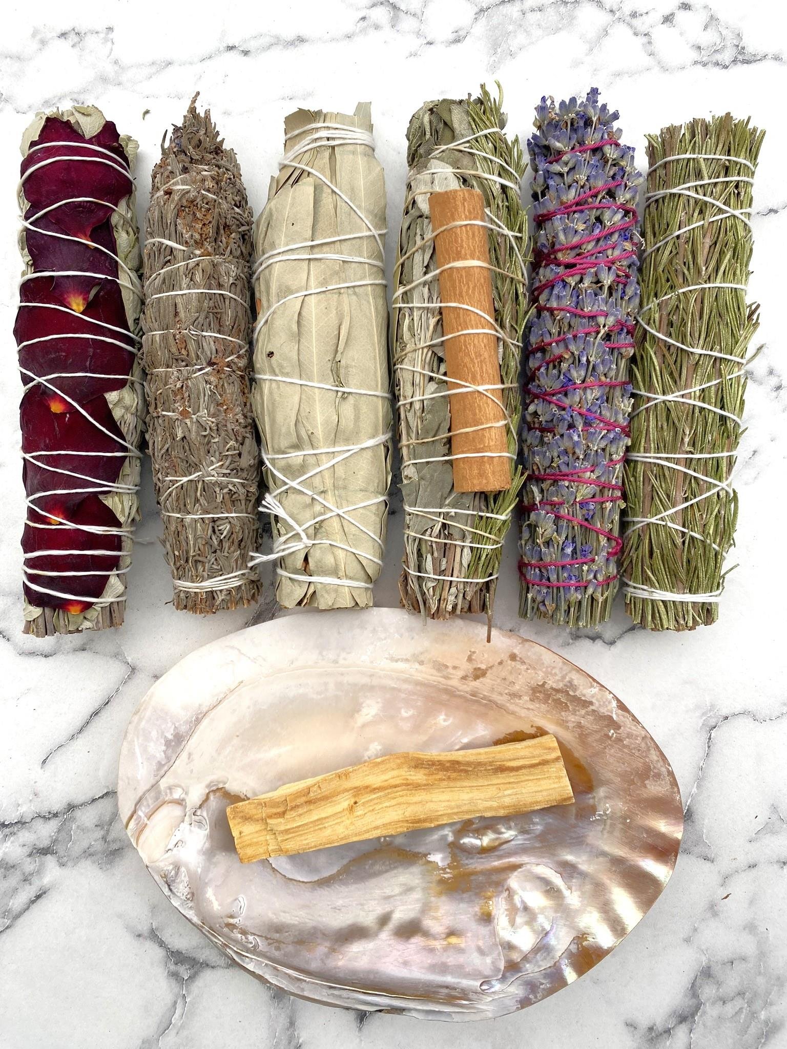 Arınma Enerji Tütsü Seti (Adaçayı, Lavanta, Biberiye, Palo Santo + Tütsülük)